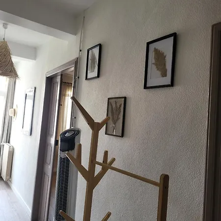 Mon Petit Manoir Hotel *